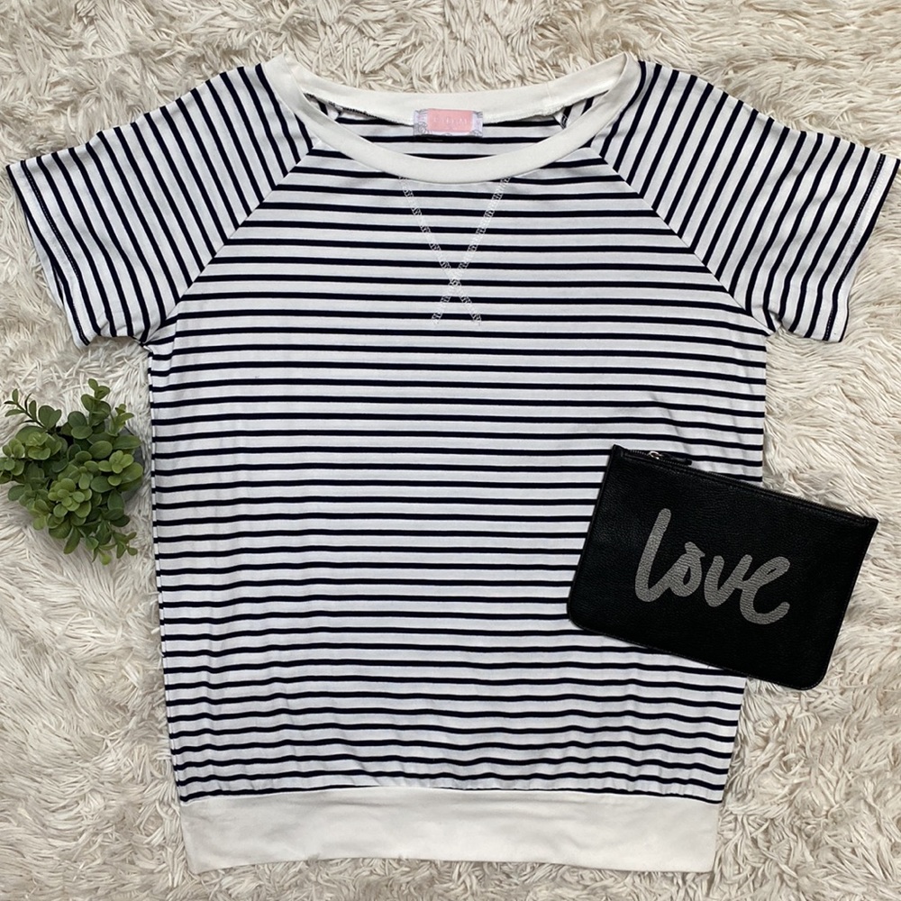 C+D+M Striped Top 💗 Black & White - Picture 2 of 12